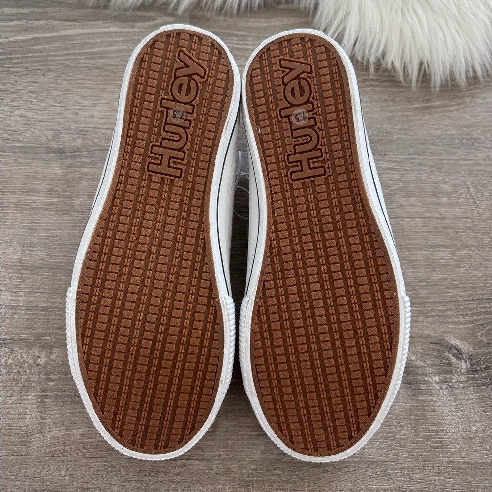 👟💕🤍HURLEY Women's Slip On No Laces Sneakers White Size 7.5 - Picture 8 of 8
